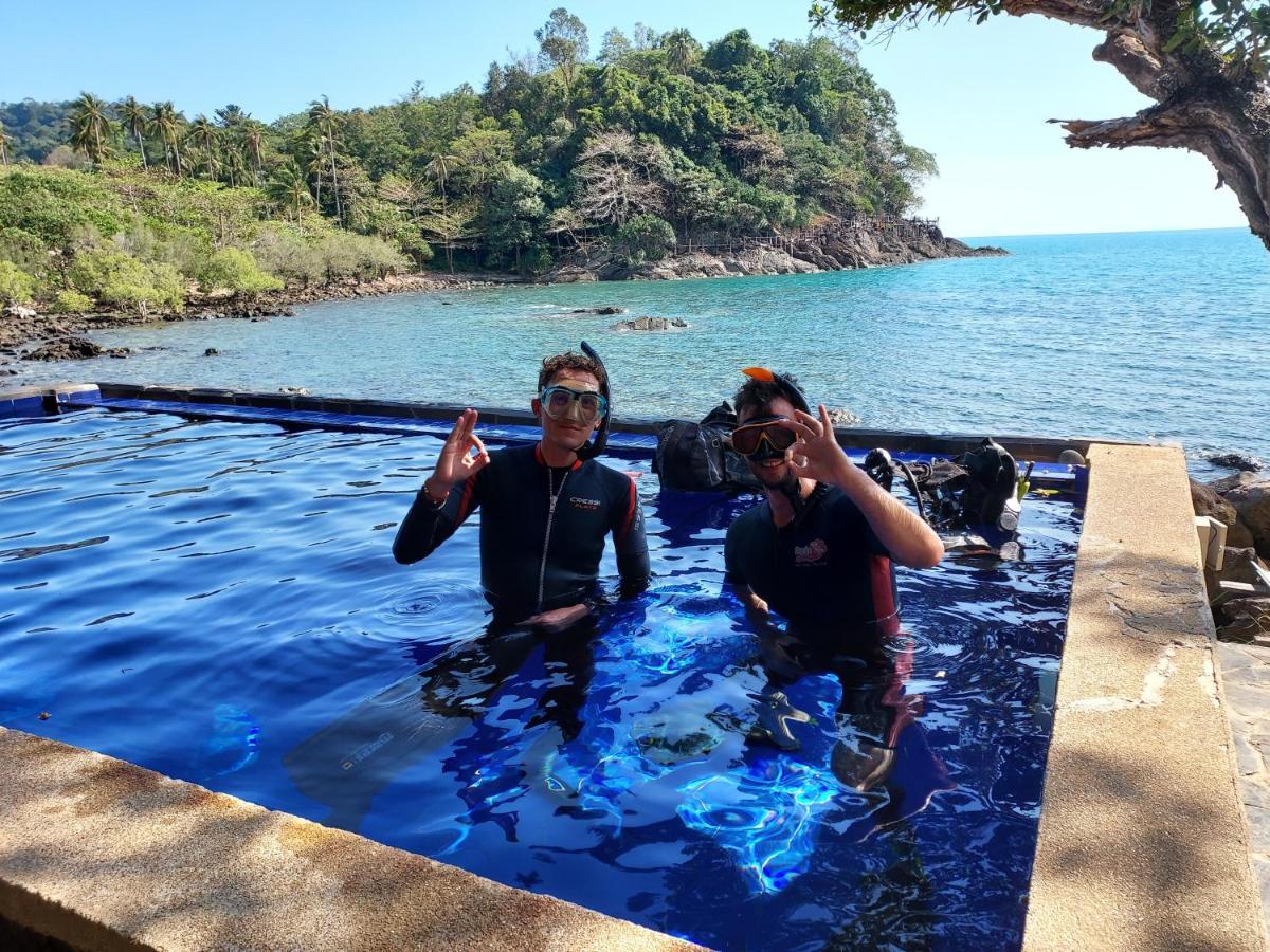クリフ コテージ チャン島 エクステリア 写真